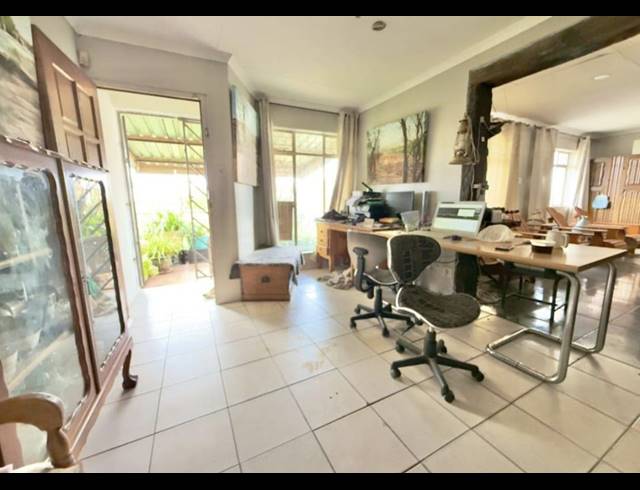 3 BEDROOM HOUSE FOR SALE IN MINNEBRON